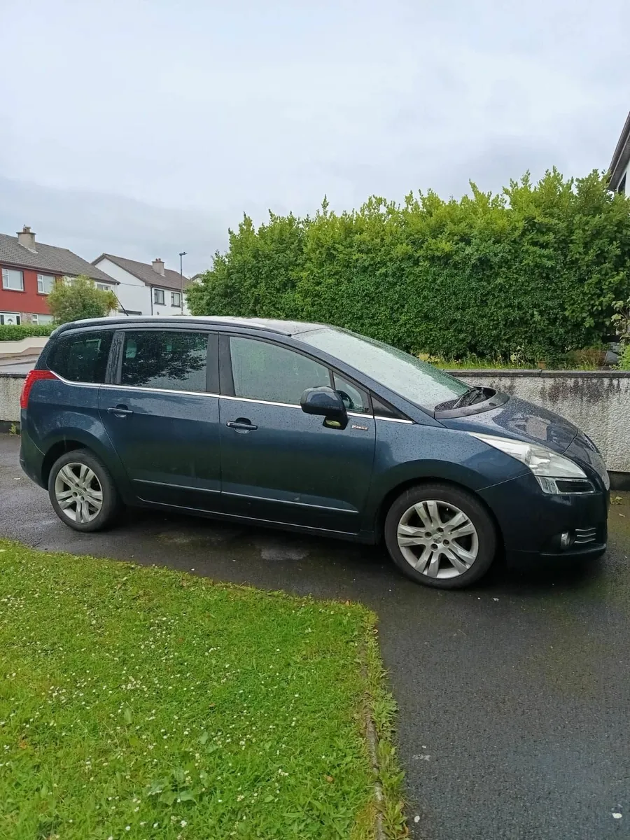 Peugeot 5008 2013 New NCT 05/2026 Low mileage - Image 3