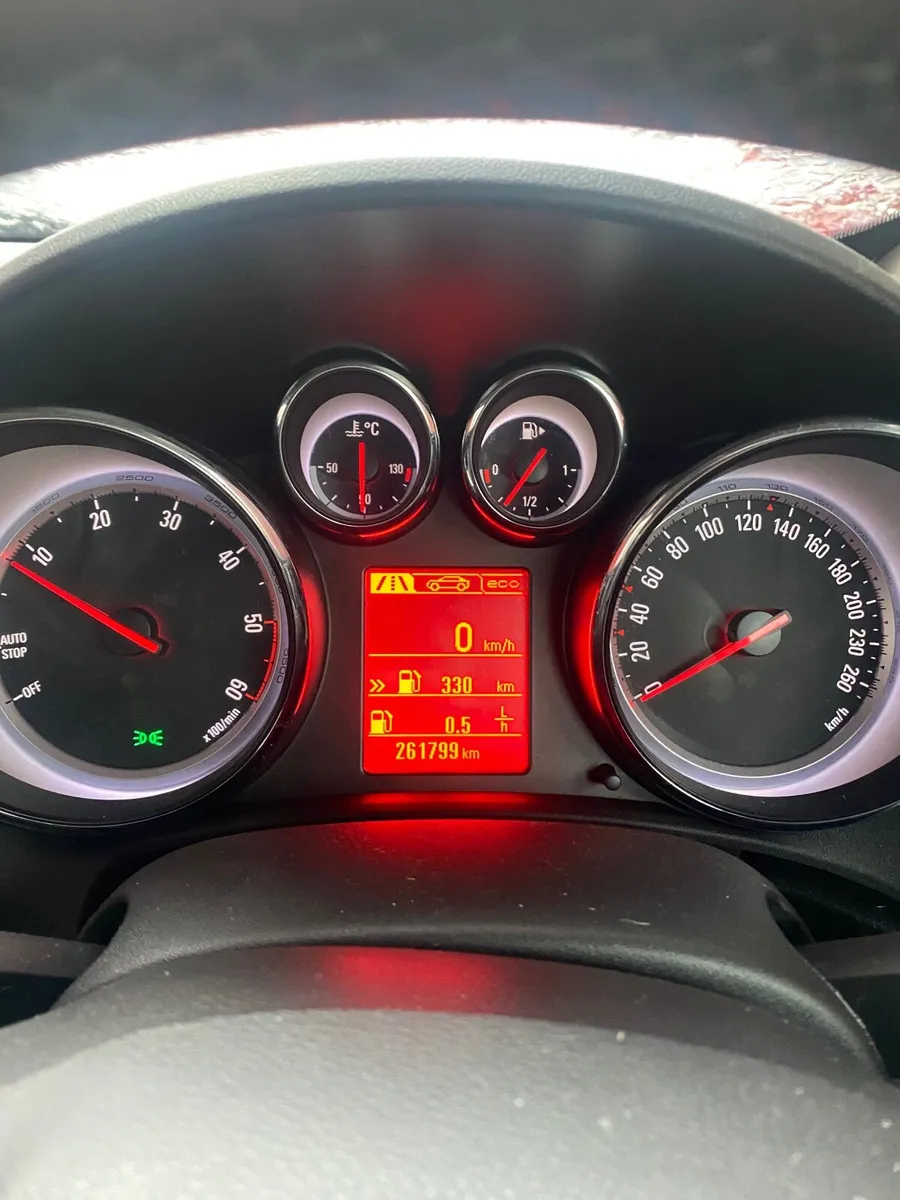 Opel Astra GTC 1.7 SRI - *NEW NCT* - Image 2