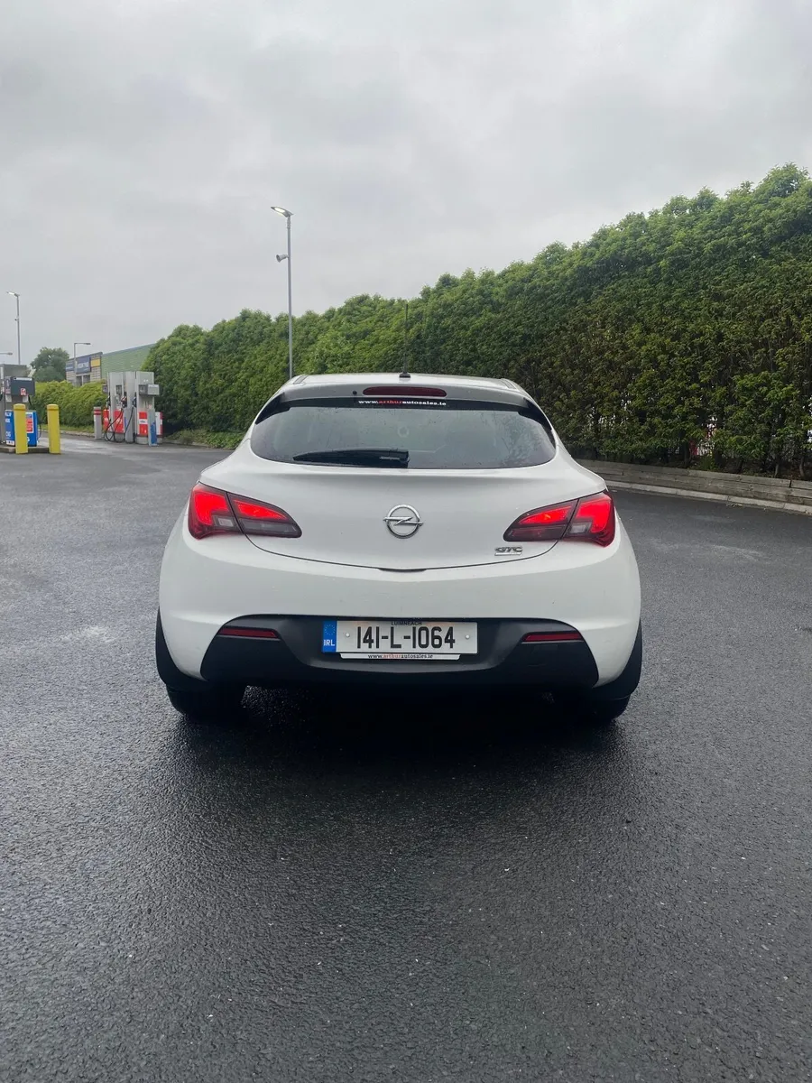 Opel Astra GTC 1.7 SRI - *NEW NCT* - Image 4