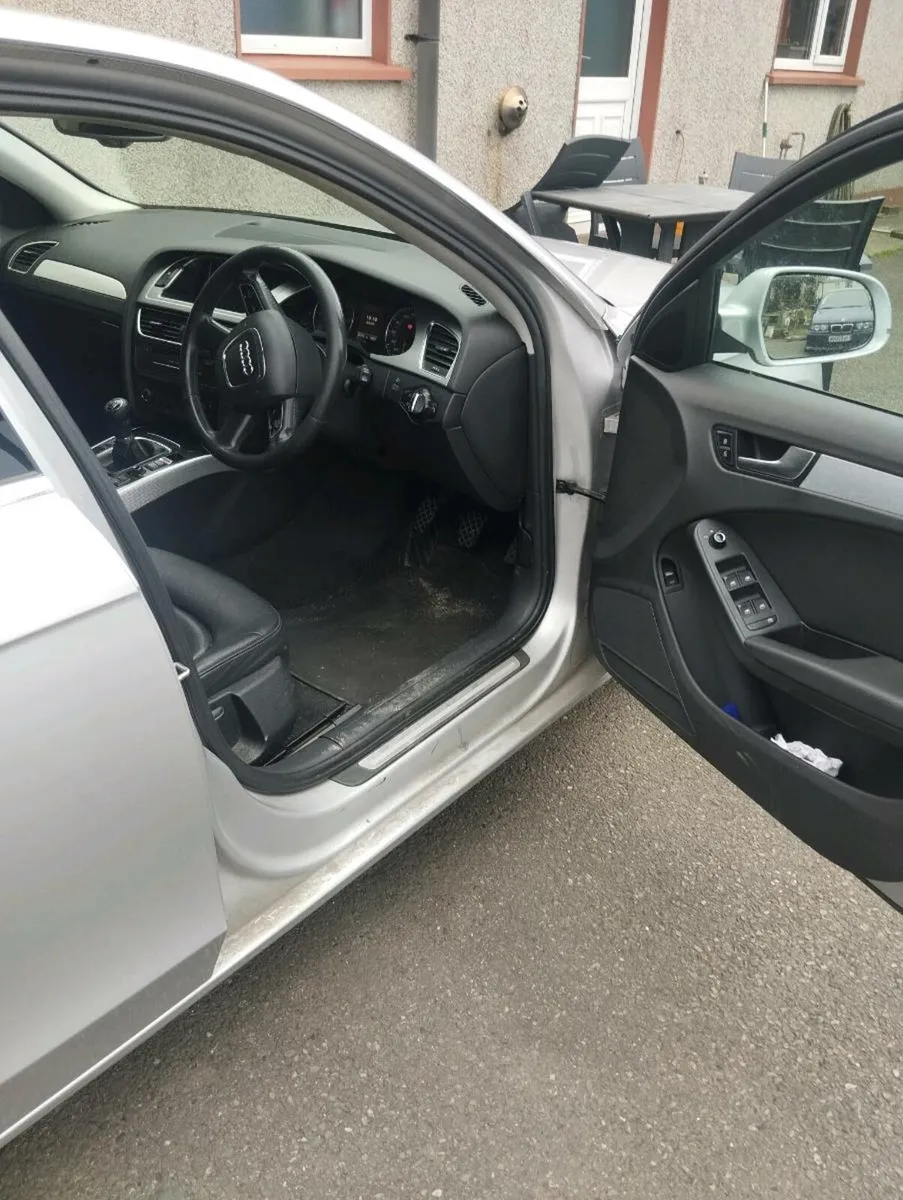 Audi A4 for breaking 2010 2.0tdi - Image 2