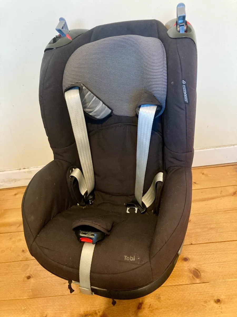 Maxi Cosi Child Car Seat - Image 2