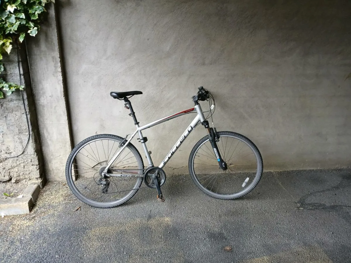 Carrera Crossfire 1 Mens Hybrid Bike 2020 - Silver - Image 1