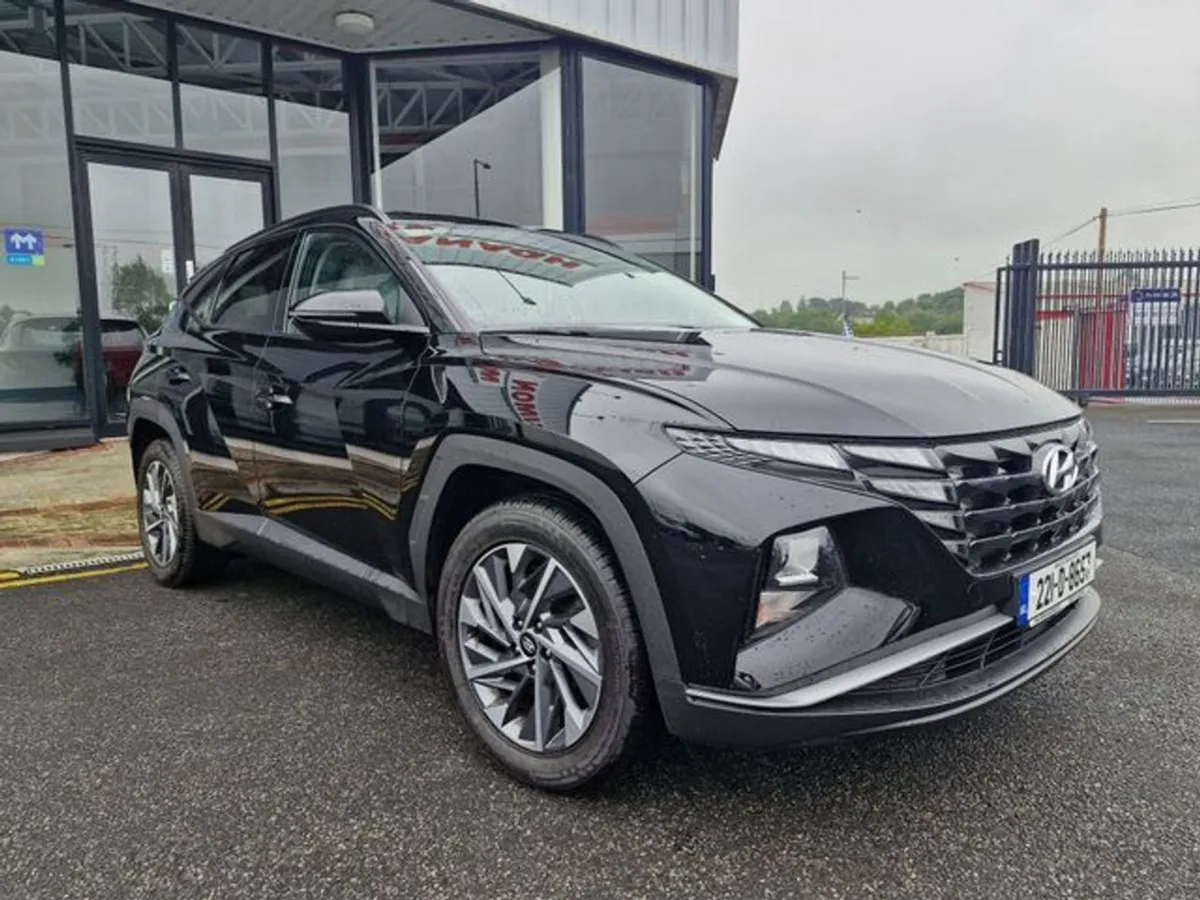 Hyundai Tucson Executive 5DR - Image 1