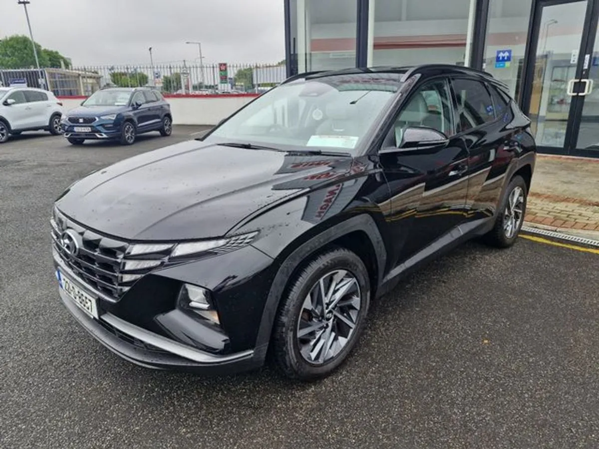 Hyundai Tucson Executive 5DR - Image 2