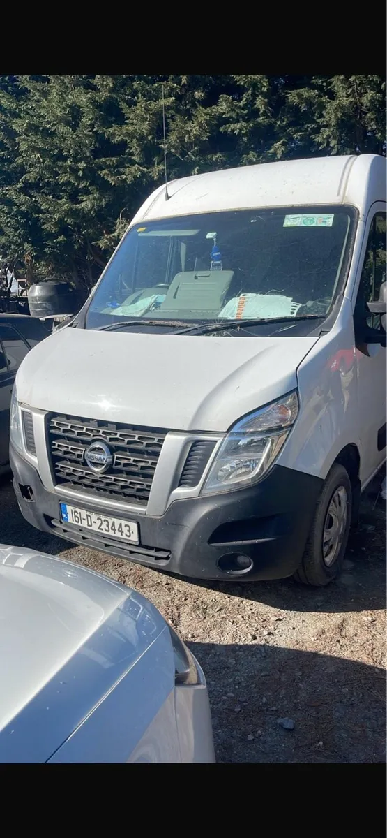 161 nissan NV400 send WhatsApp - Image 1