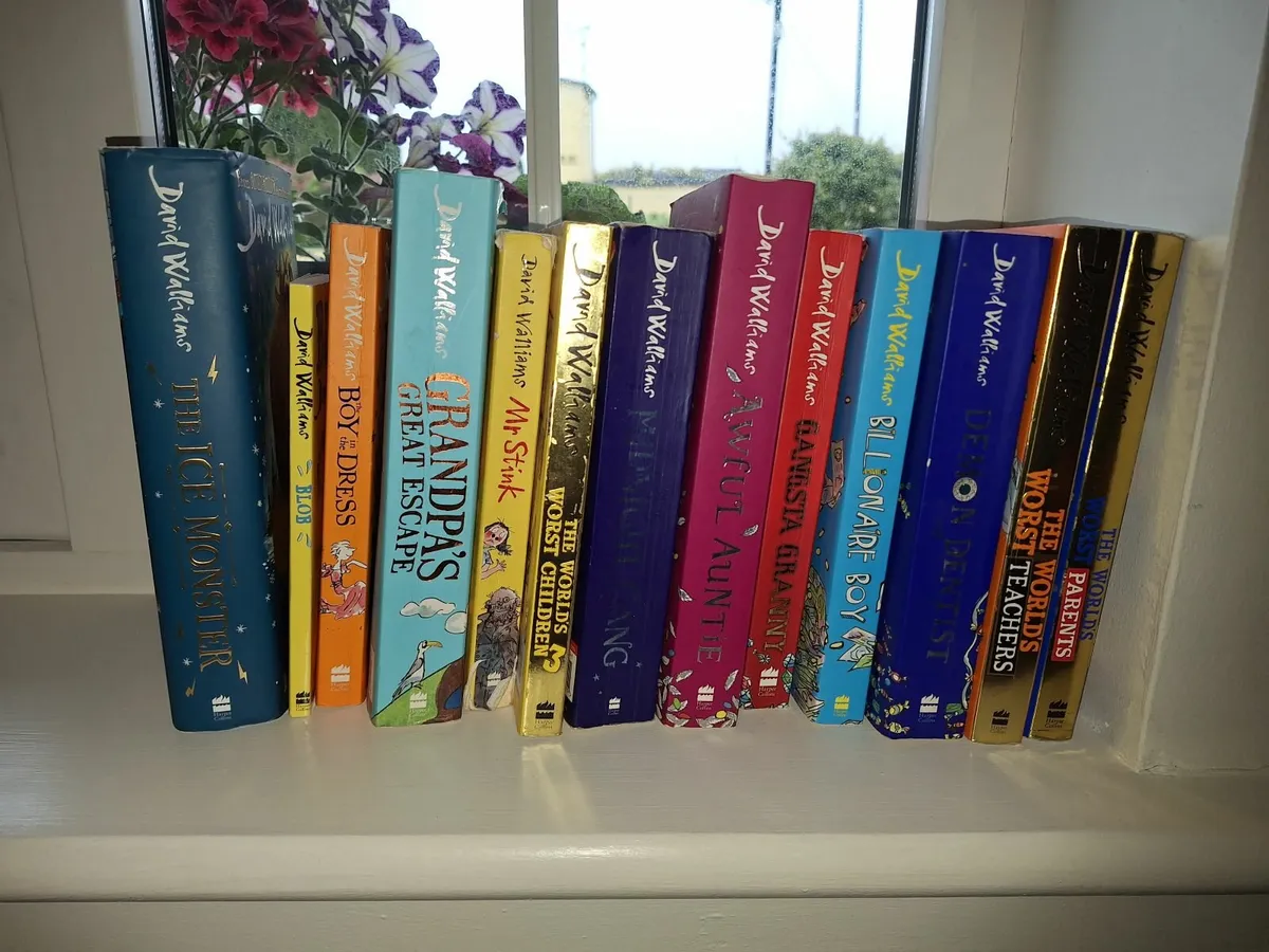 David Walliams gigantic collection of books - Image 2
