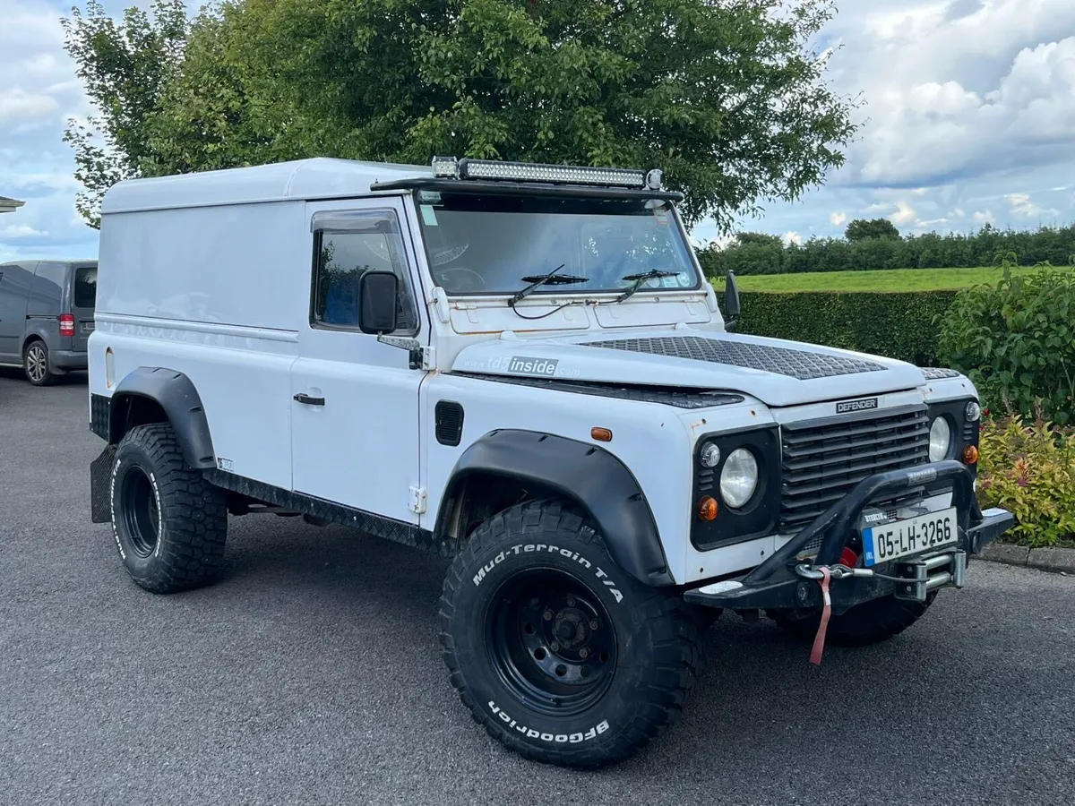 Landrover Defender 110 - Image 1