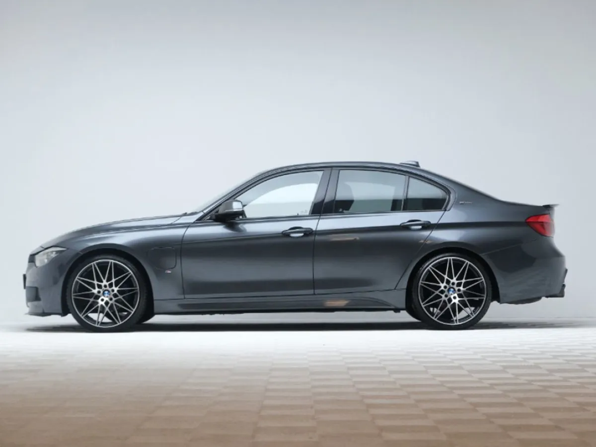 BMW 3 Series 330E M Sport - Image 4