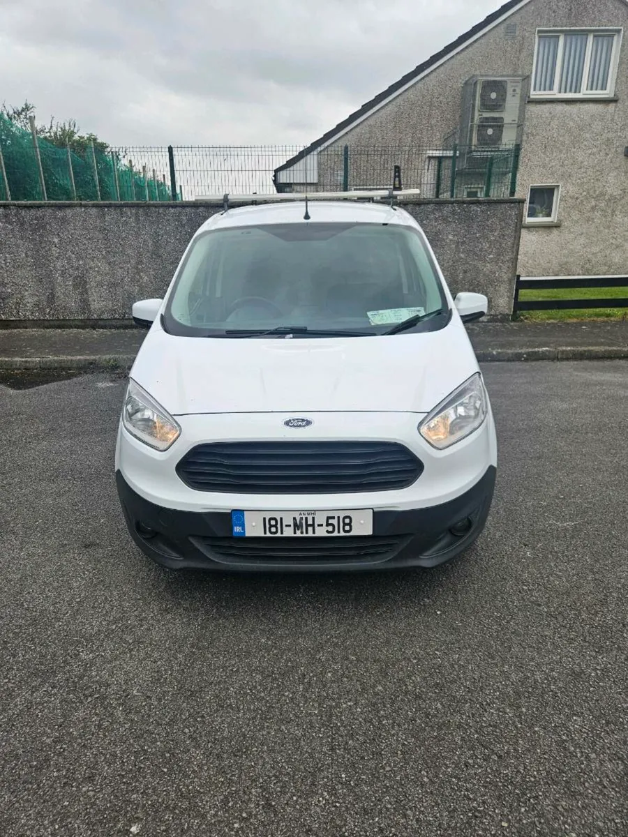 2018 Ford transit courier - Image 2