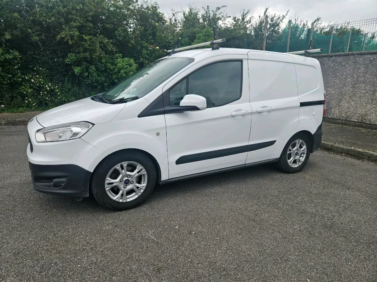 2018 Ford transit courier - Image 3