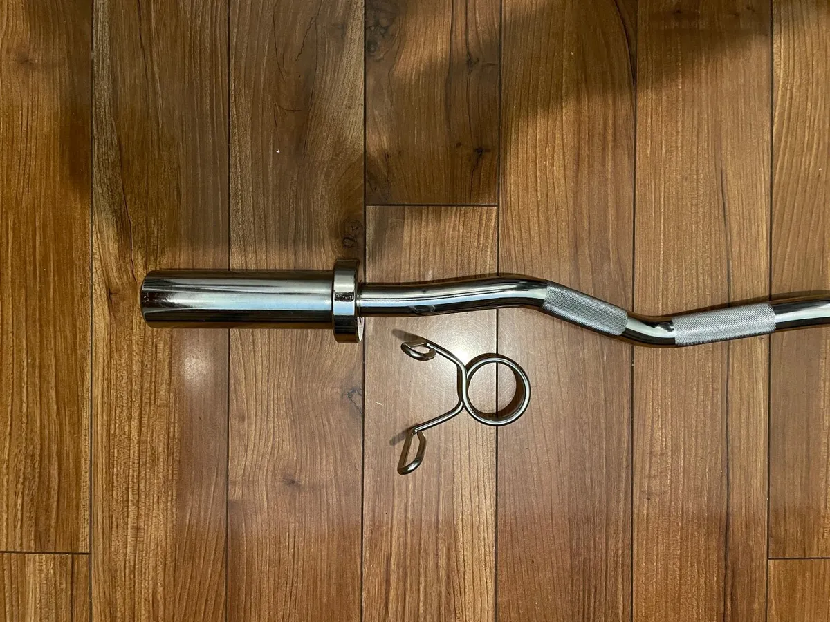 Olympic Curl Bar New (Free delivery Dublin 15) - Image 2