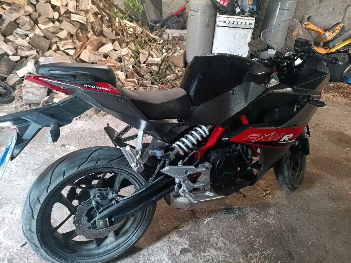 Hyosung GT 250 - Image 3