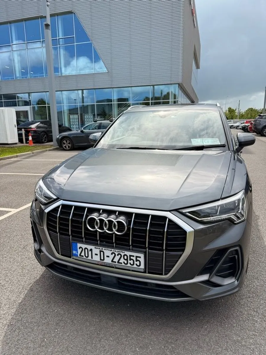 2020 Audi Q3 - Image 1