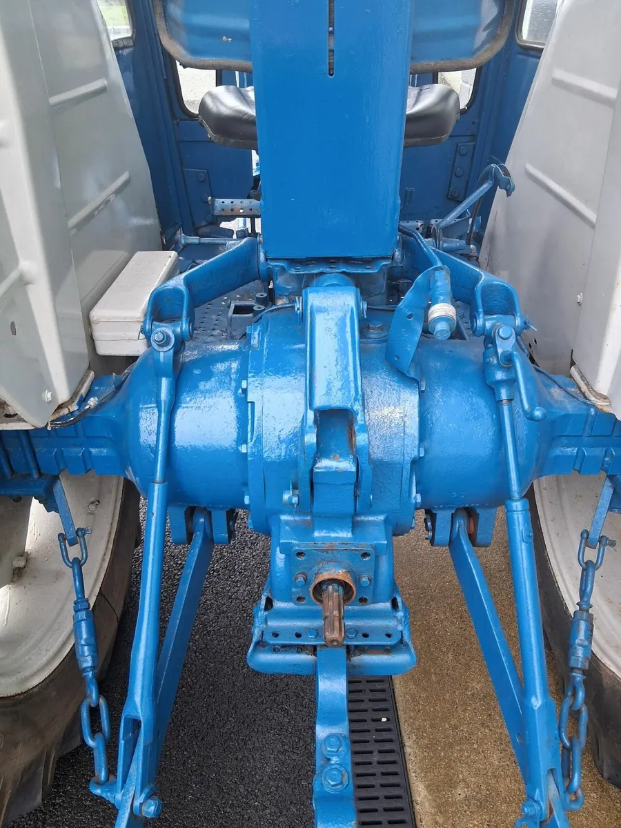 Ford 4000 1968 - Image 3