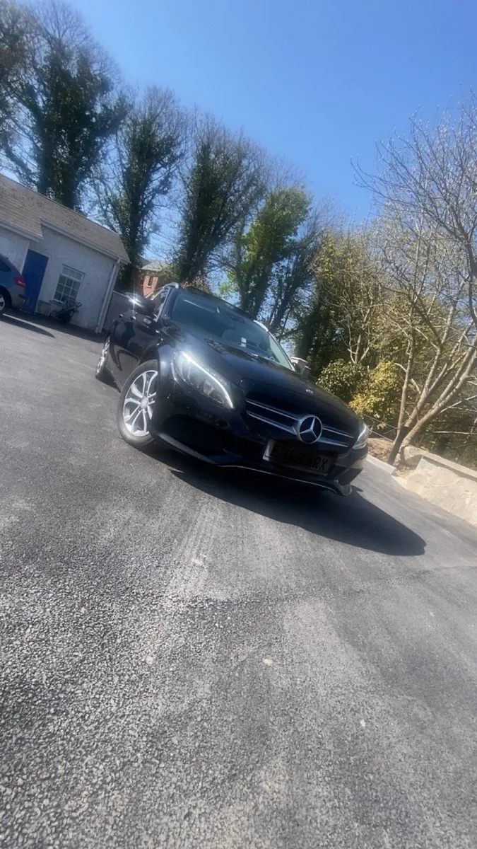 Mercedes C220D Premium sport - Image 2