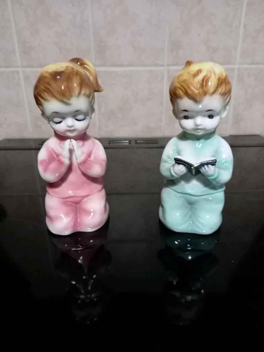 Boy & Girl Praying Ornaments - Image 1