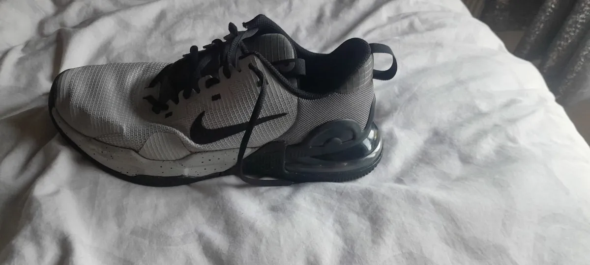 Mens trainers - Image 3