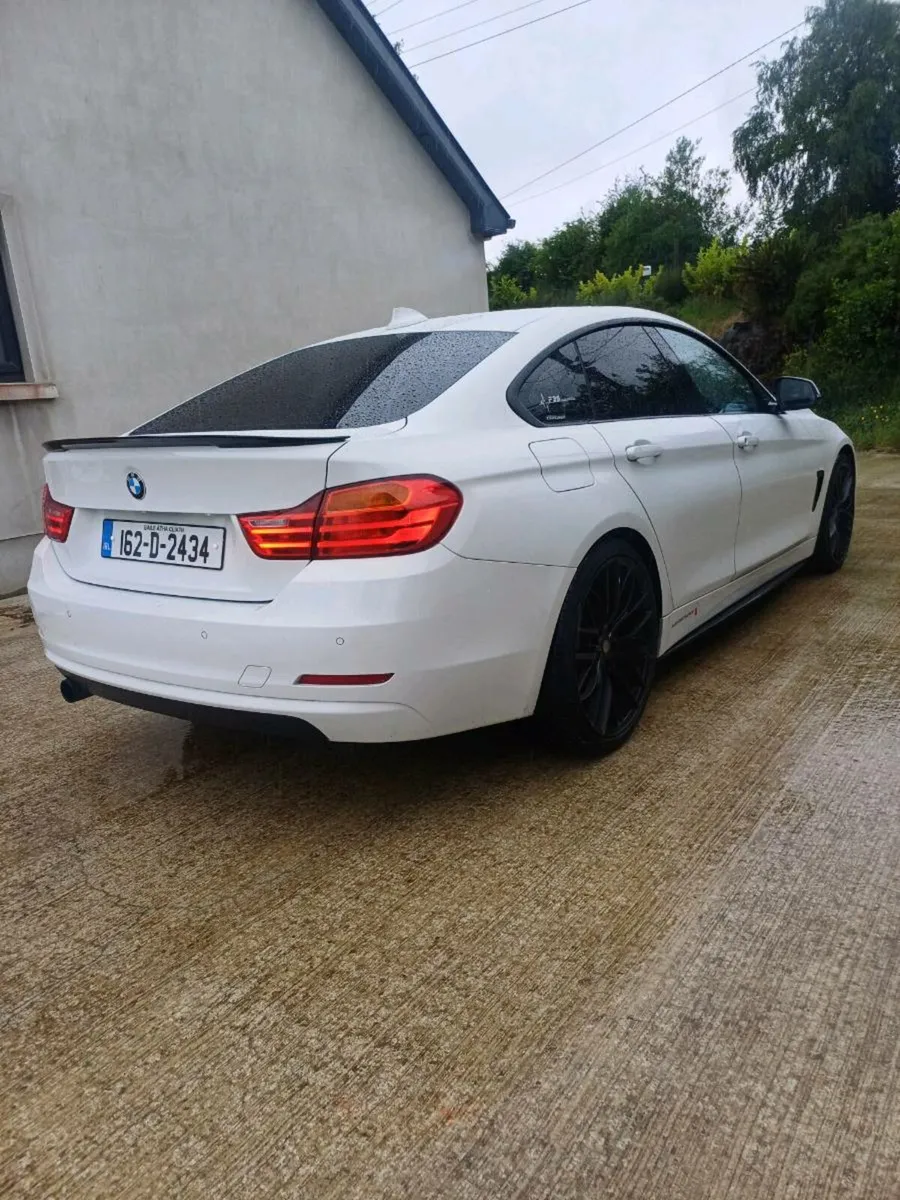 Car - Image 4