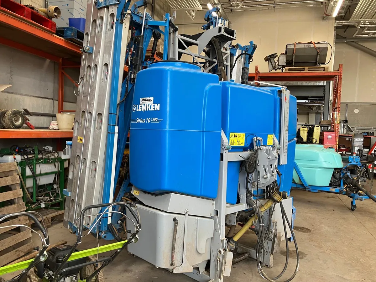 Lemken Sirius 10 sprayer, 24 metre - Image 1