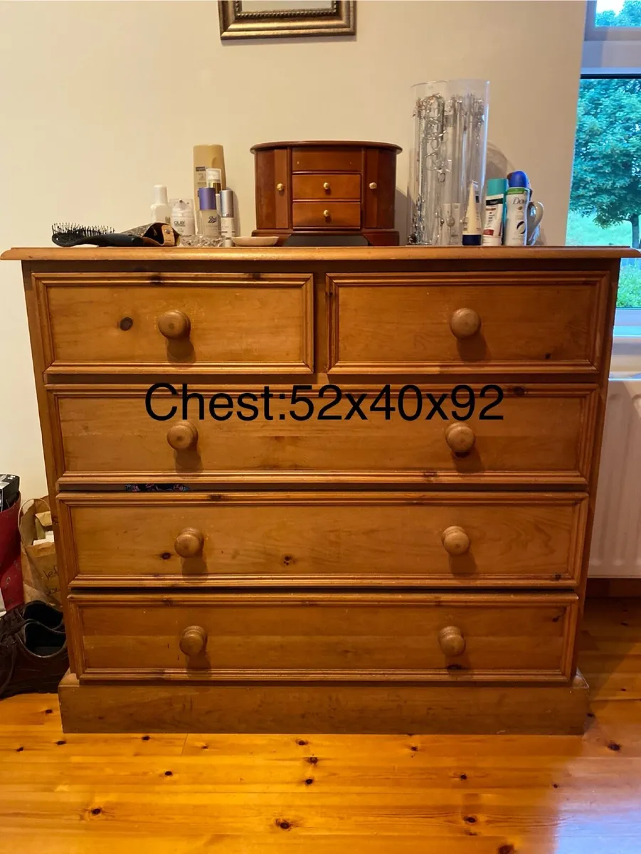 Bedroom furniture - Image 4