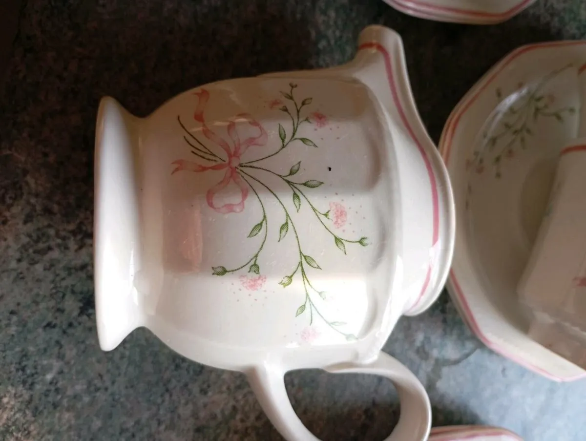 Eternal Beau Crockery - Image 2