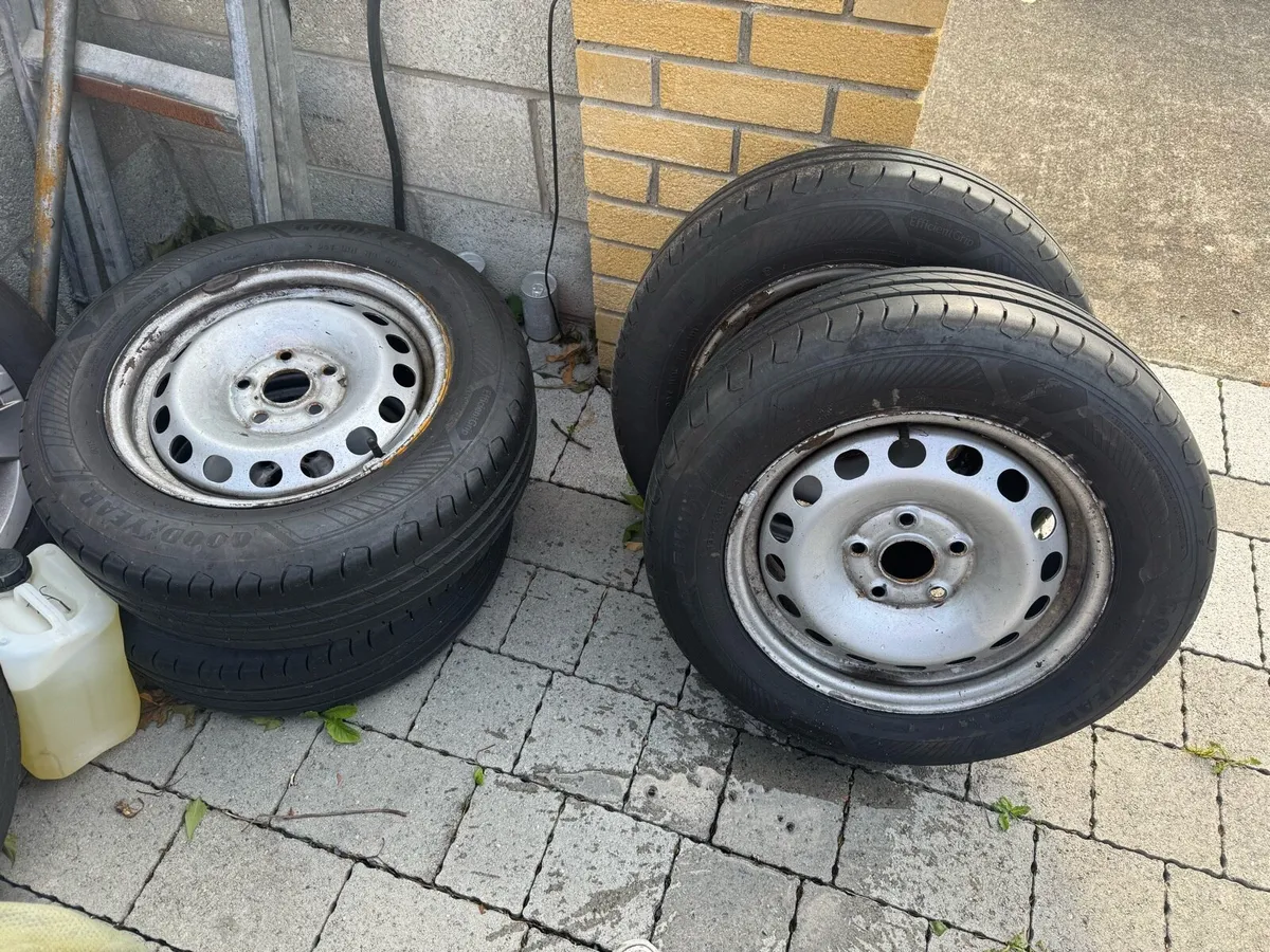 5x112 wheels 195/65/15 (vw,Skoda,seat) - Image 1