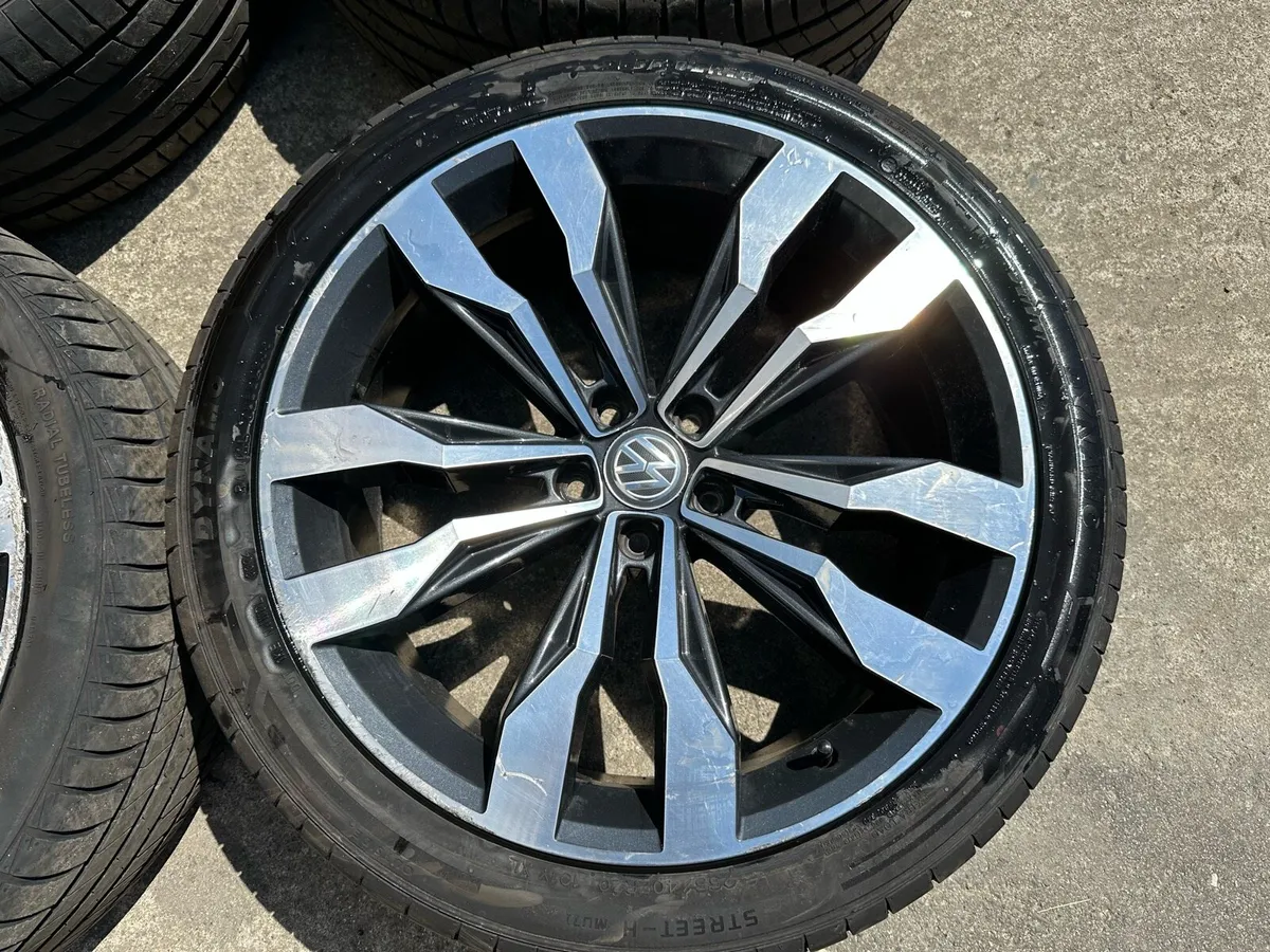20” GENUINE VOLKSWAGEN TIGUAN ALLOYS - Image 3