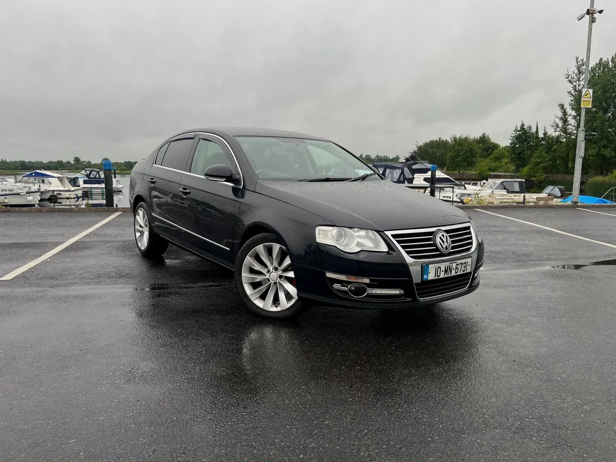 VERY CLEAN VW PASSAT 2,0 TDI - Image 1