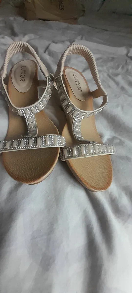 Ladies wedges - Image 1