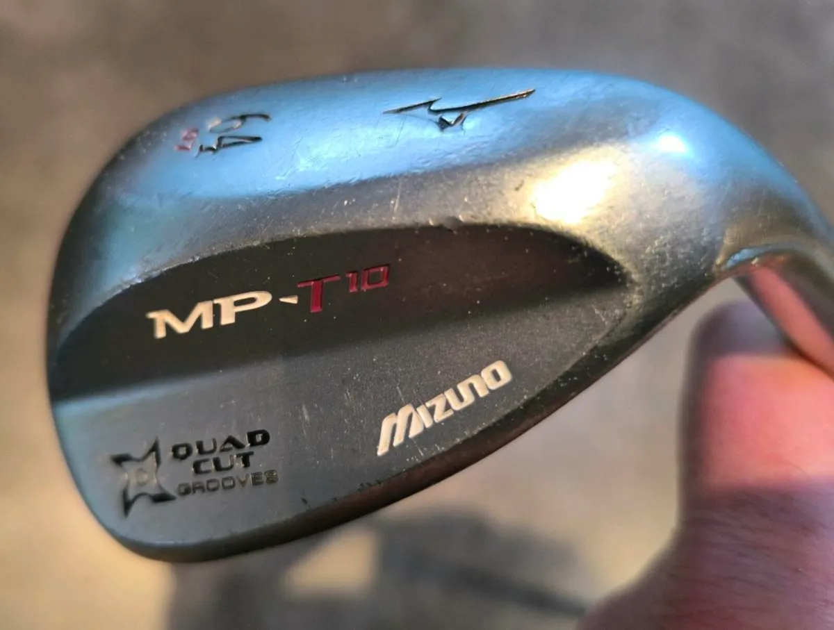 Mizuno wedge 64 degree - Image 3