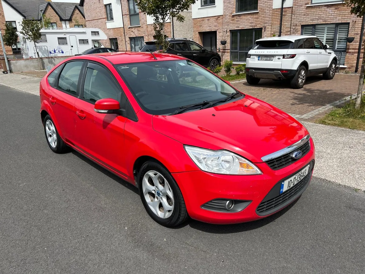 10 FORD FOCUS 1.6 TDCI STYLE €1,950 NCT 04-26 - Image 1