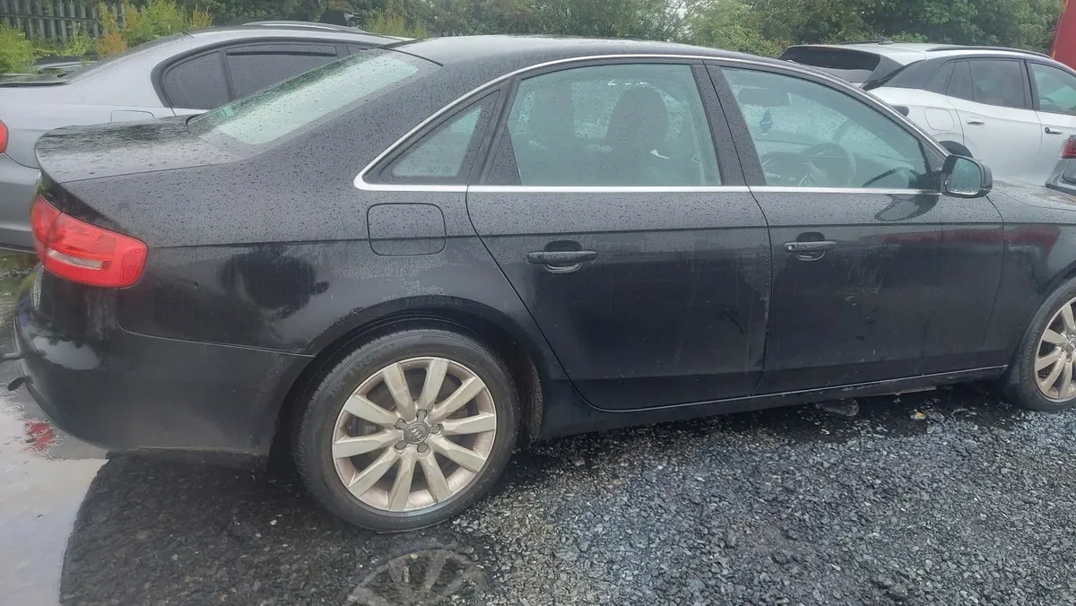 2012 audi a4 - Image 3