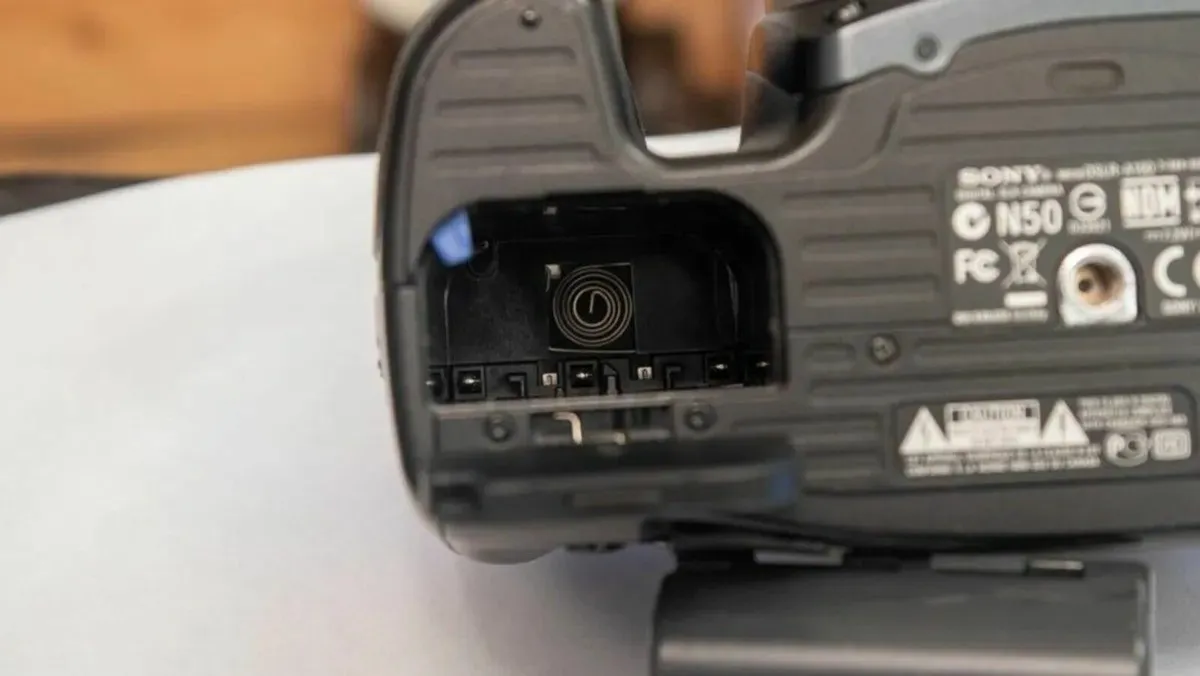 Sony A100 - Image 4