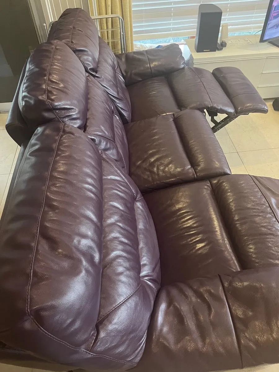 3 Seater Leather Couch Recliner - Image 2
