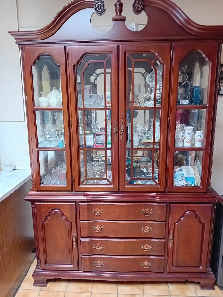 Solid mahogany display cabinet - Image 2