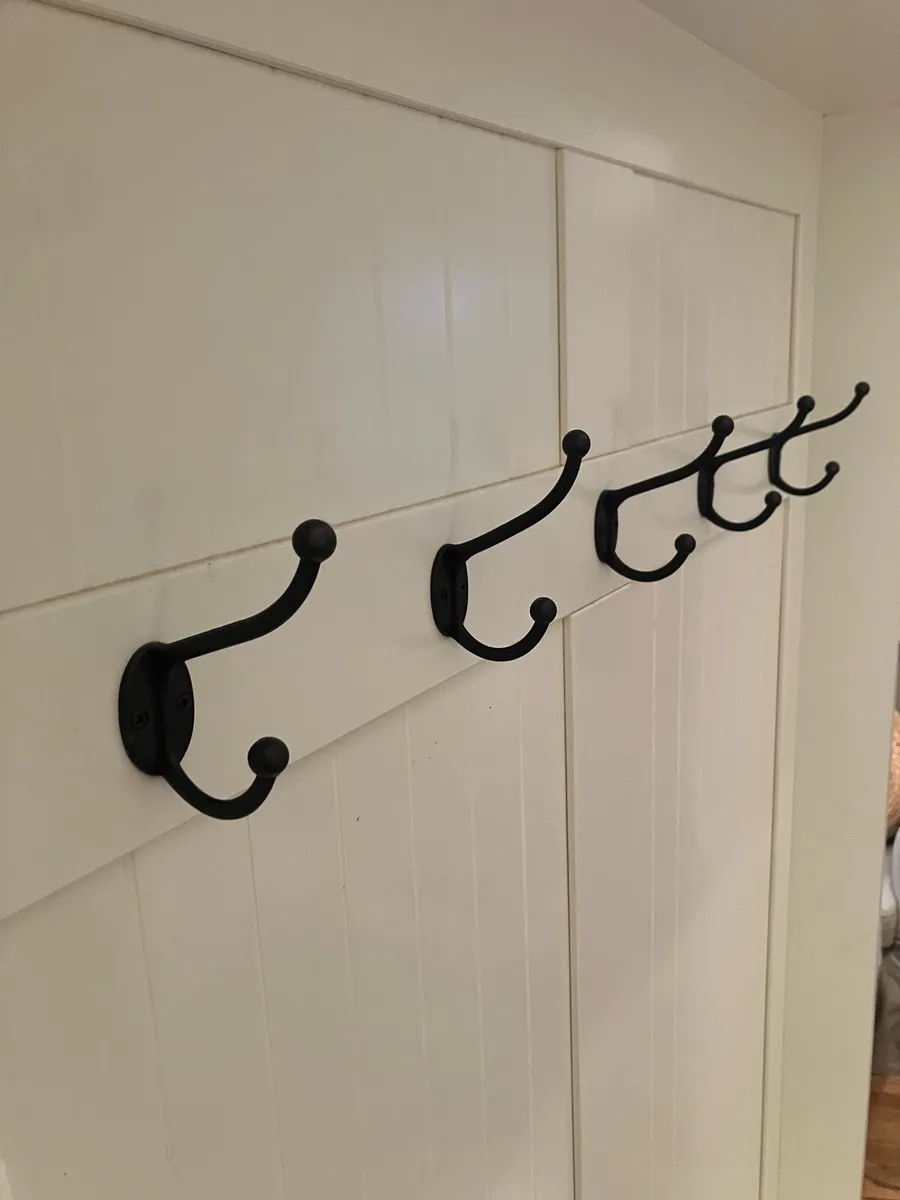Hallway Unit - Image 3