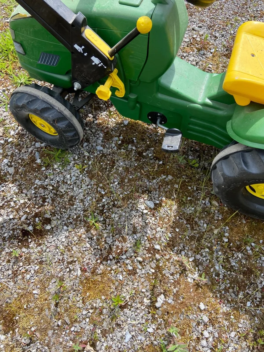 Kids John Deer tractor - Image 2