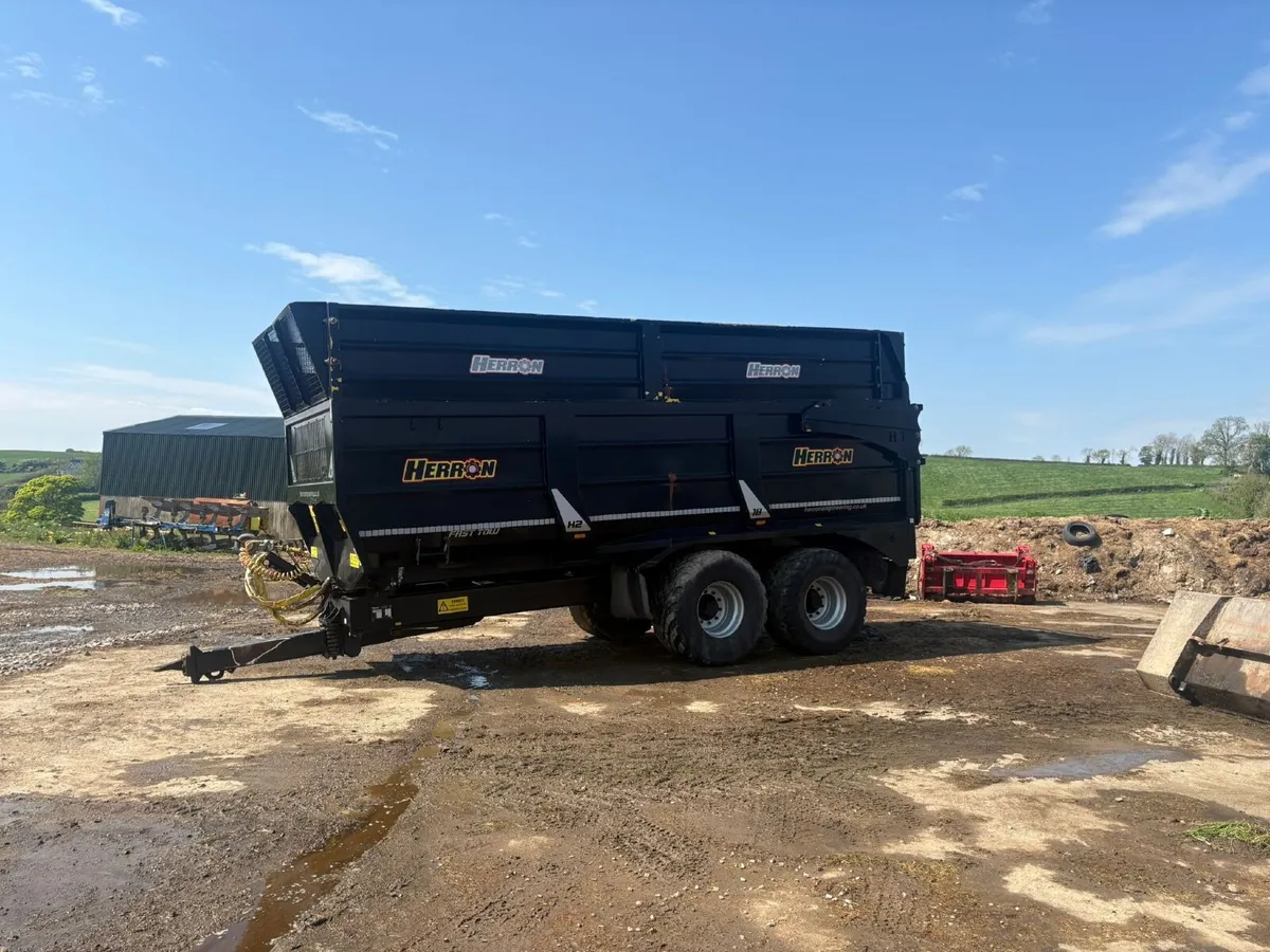 Silage trailer - Image 2
