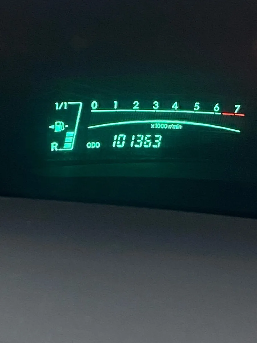 Car - Image 3