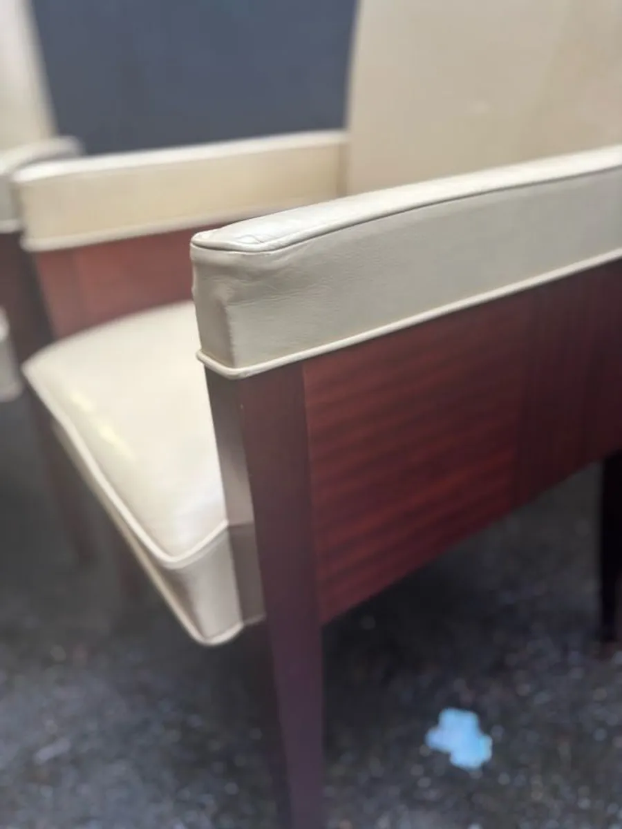 coffee table - Image 1