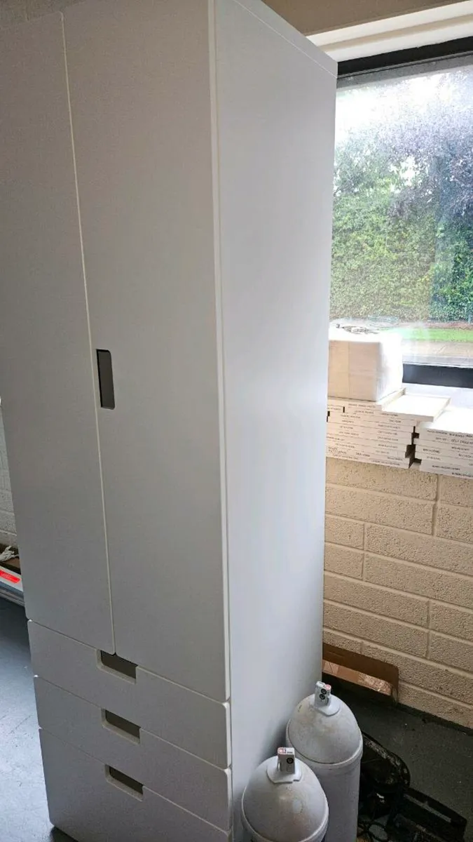 Wardrobe - Image 3