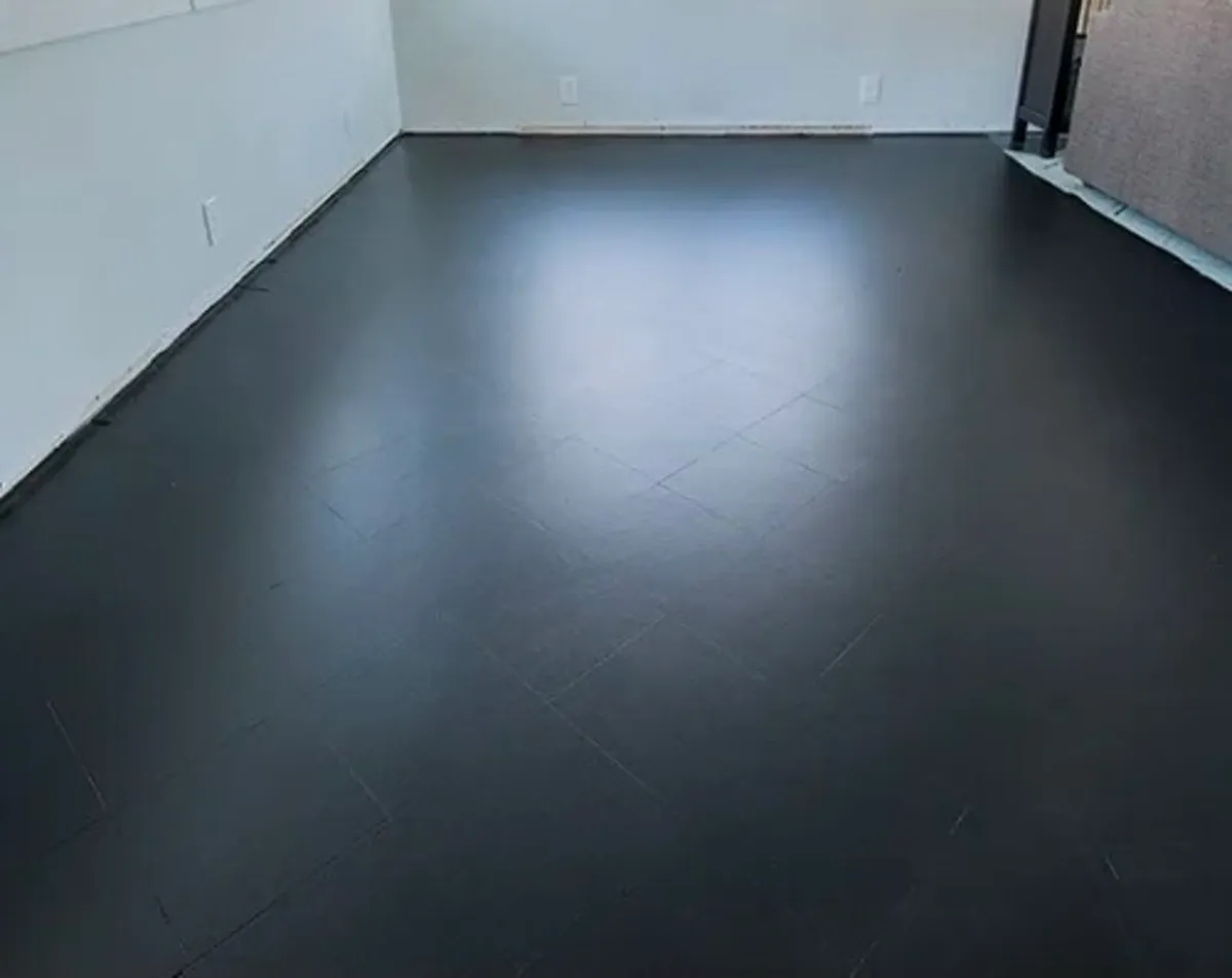 Floor paint - Image 1