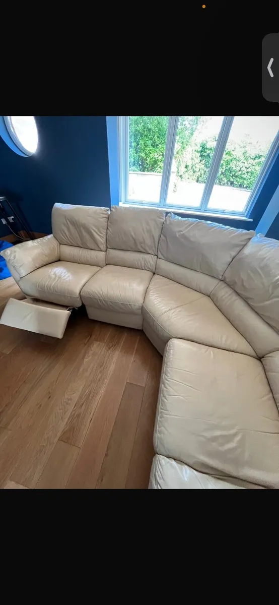 Gorgeous designer Italian leather cream sofa - Image 3