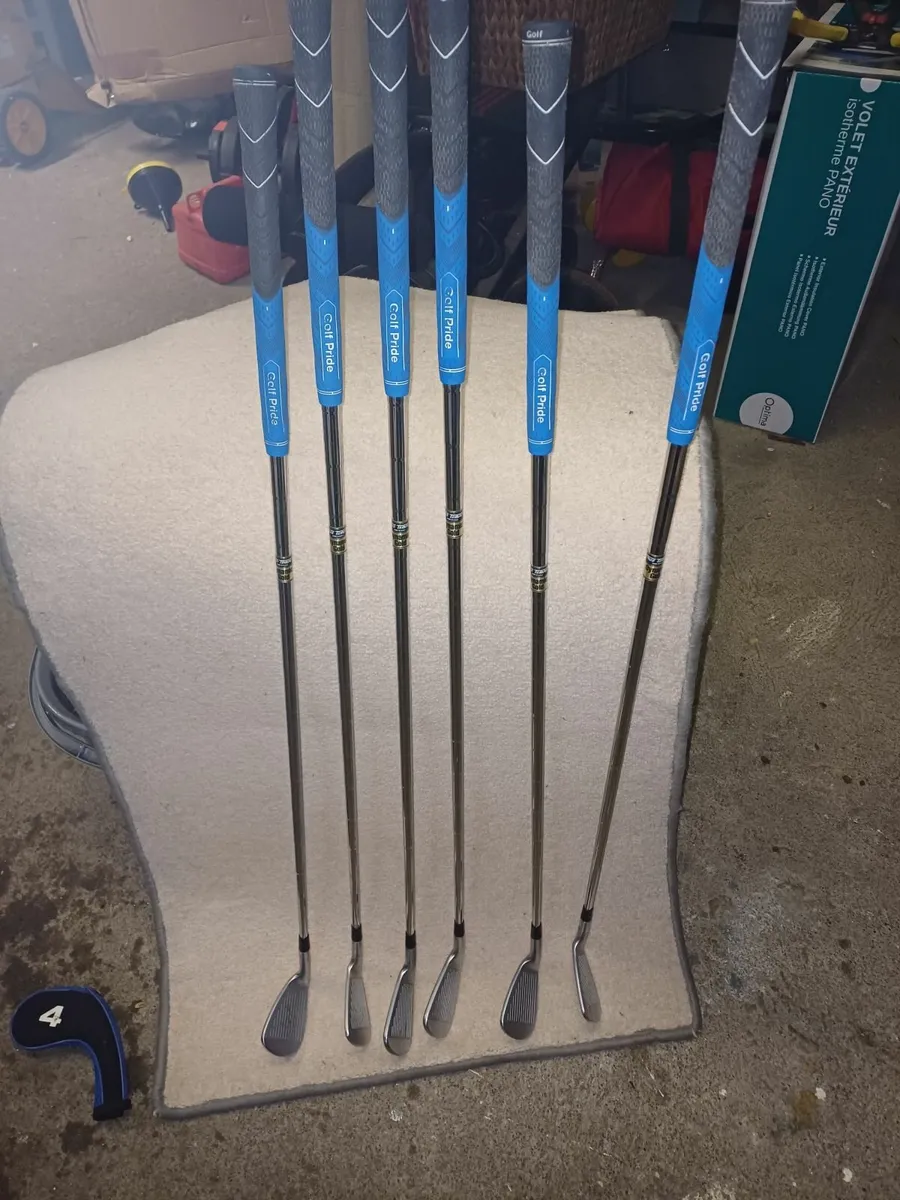Mizuno jpx tour irons - Image 1