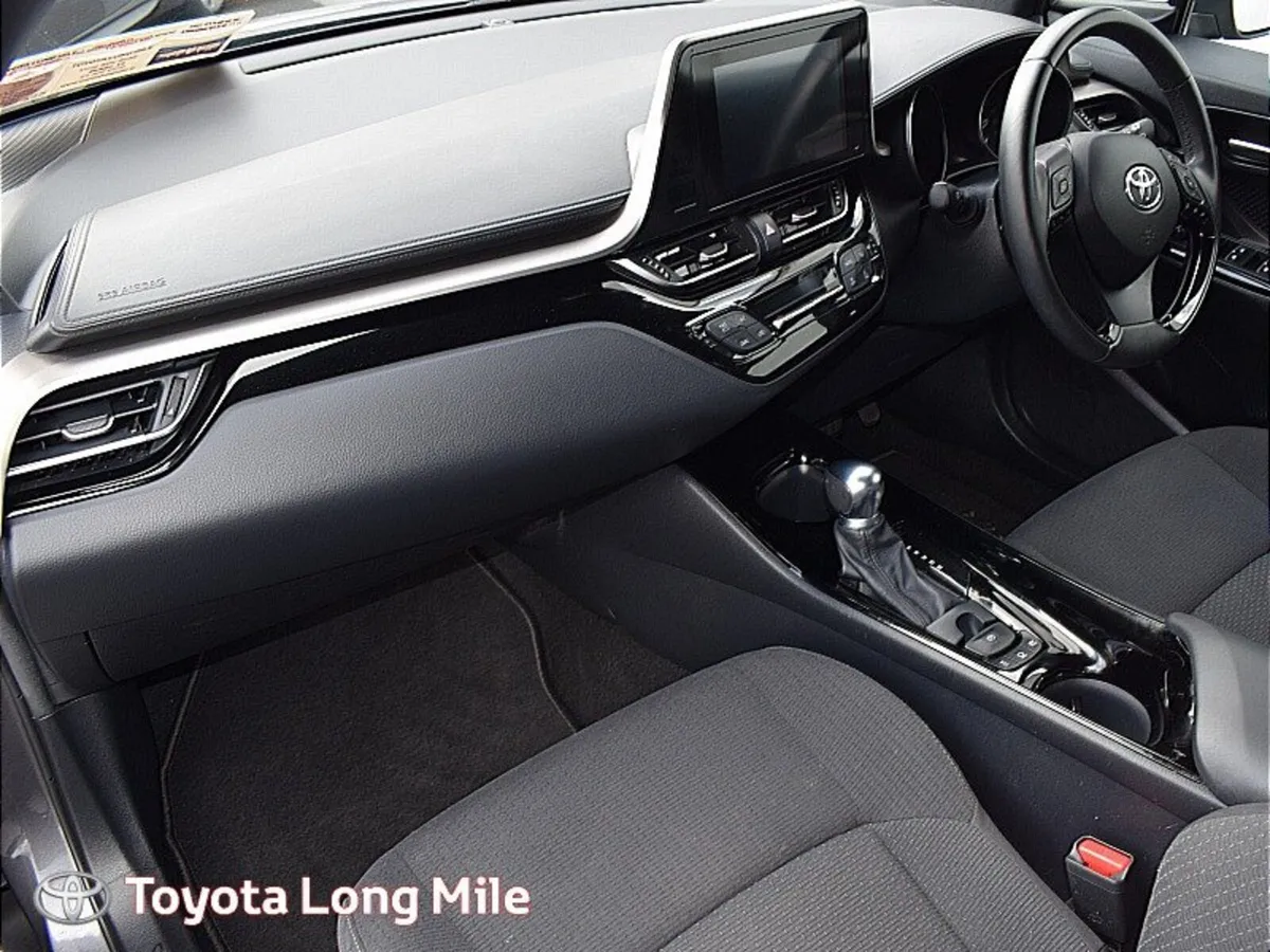 Toyota C-HR 1.8 Hybrid Sport 5dr - Image 4