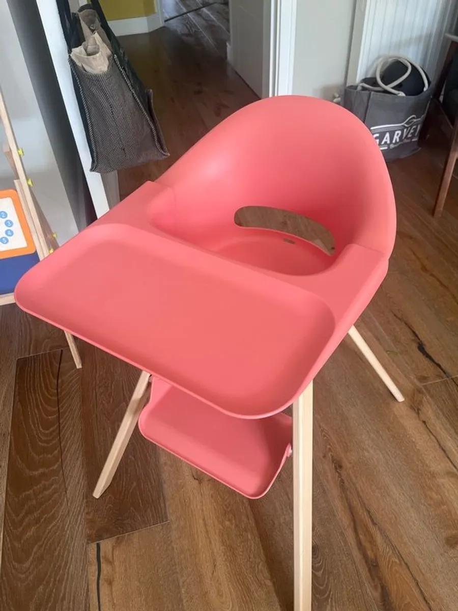 high chair - Image 1