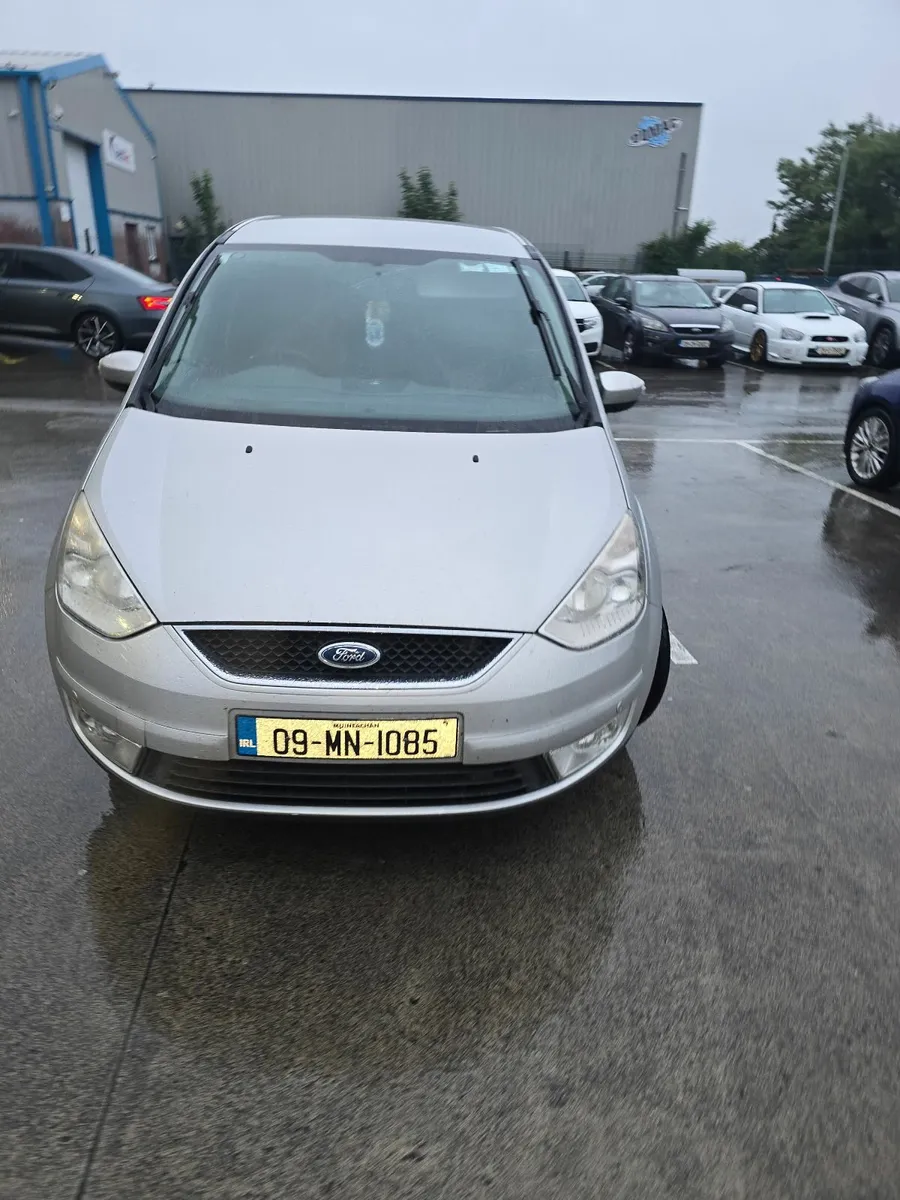Ford Galaxy 2009 - Image 1