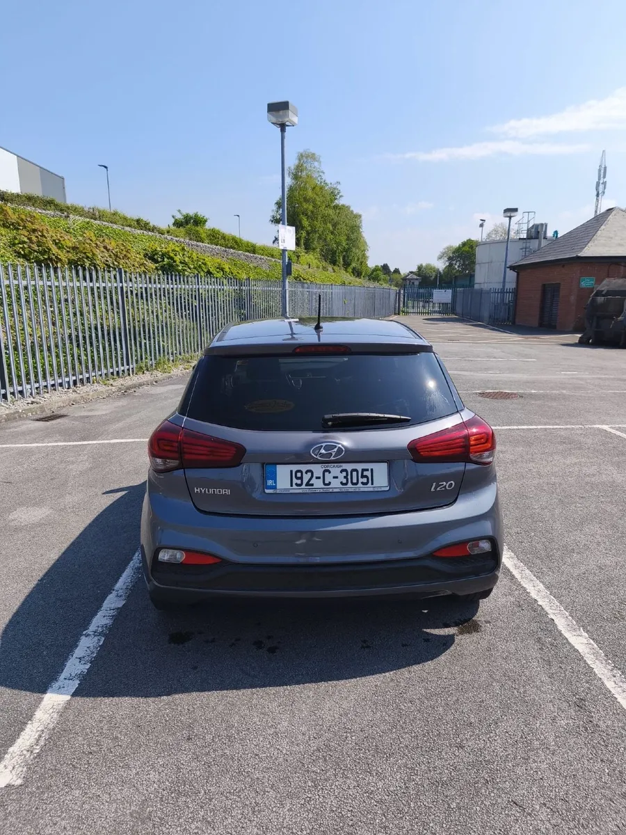 Hyundai i20 2019 - Image 2