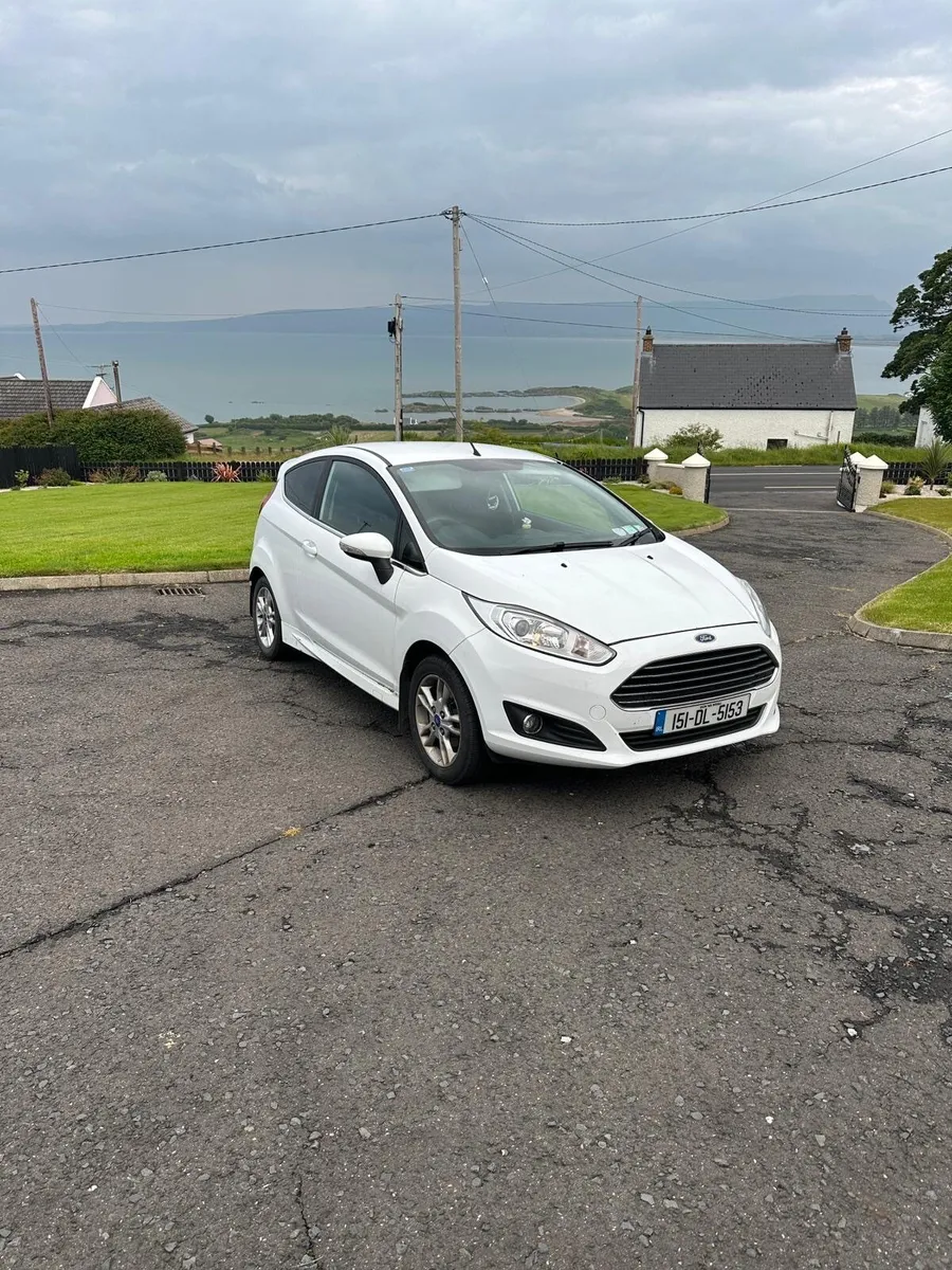 Ford Fiesta 2015 - Image 1
