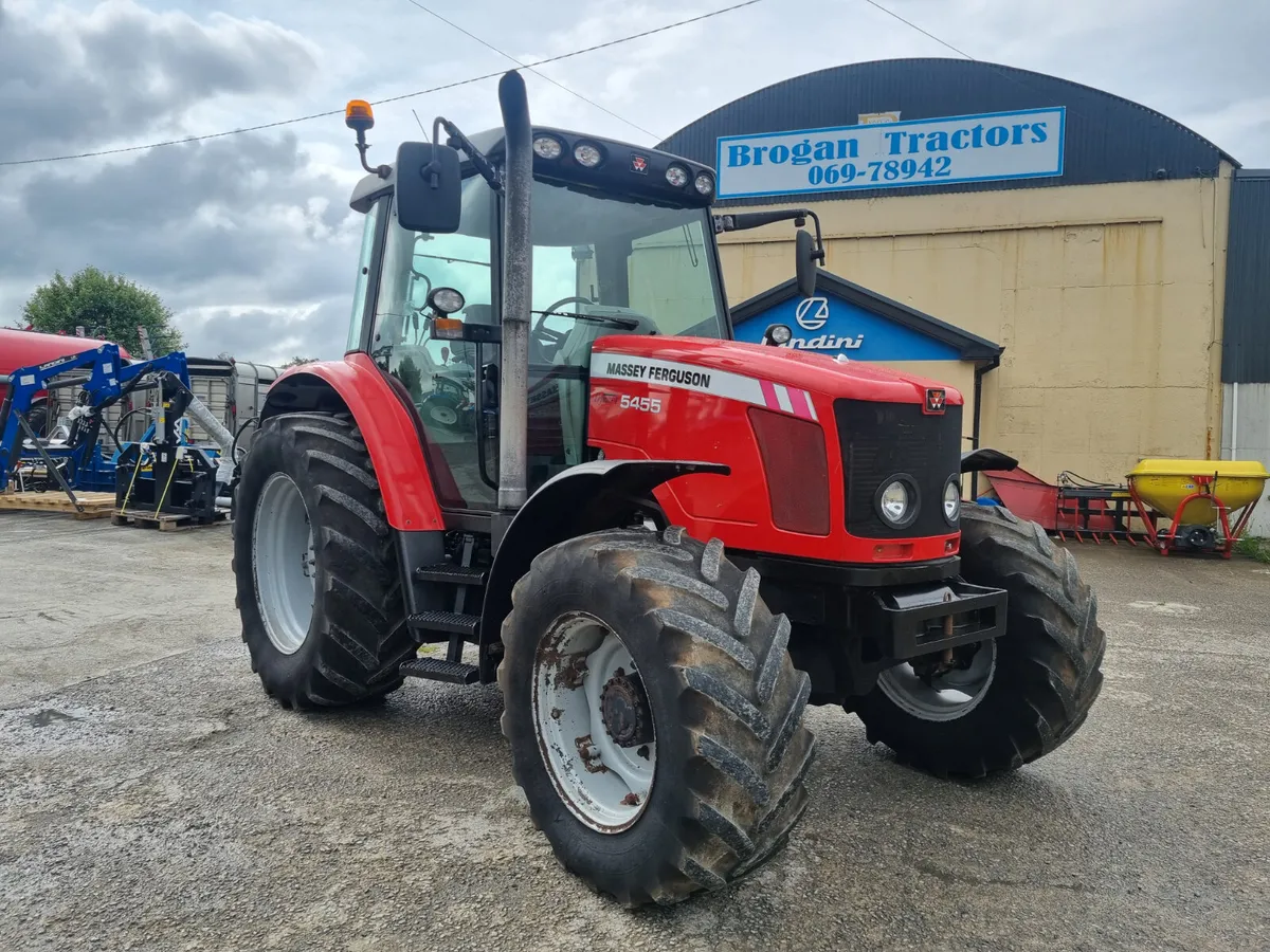 Massey Ferguson 5455 Dyna 4 - Image 1
